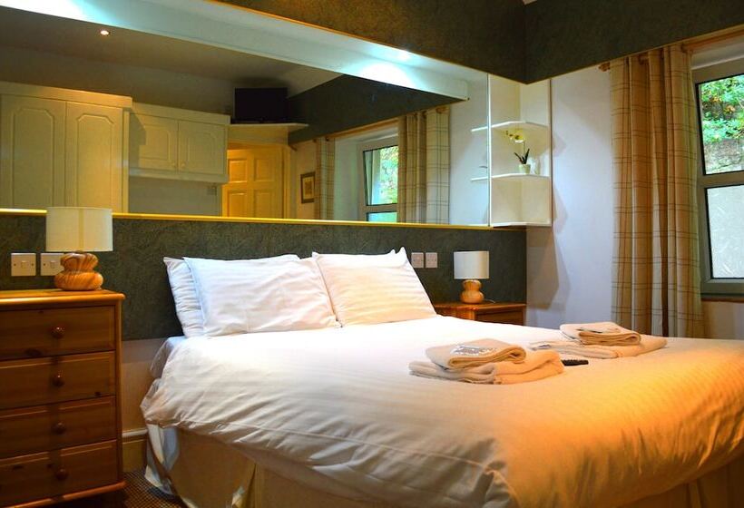 Quarto Estandar, The Mumbles Carlton