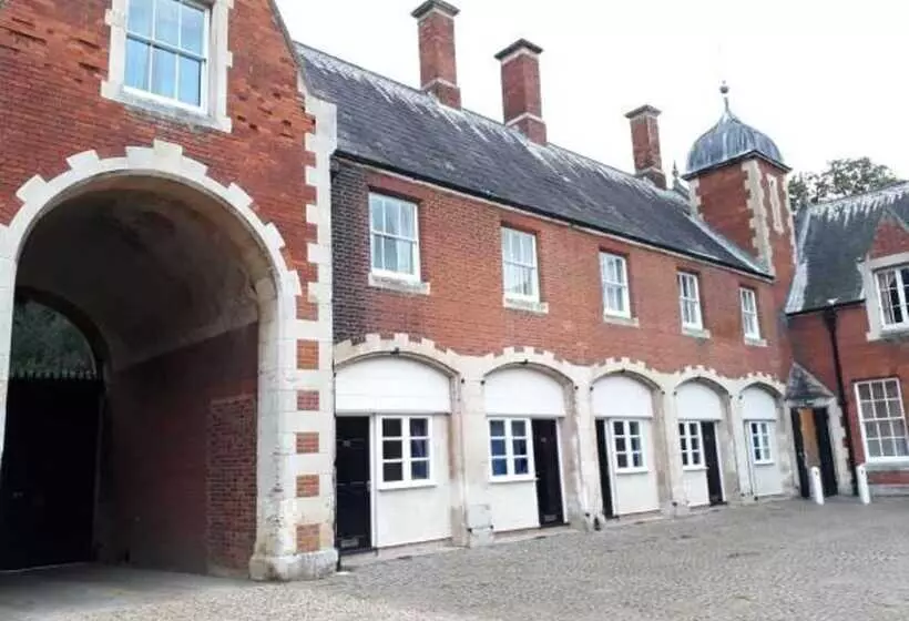 Standard-huone Sisäpuolella, Lynford Hall Hotel