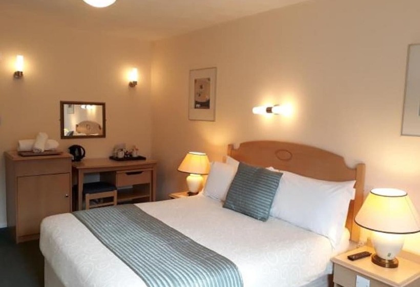 스탠다드 내측 룸, Lynford Hall Hotel