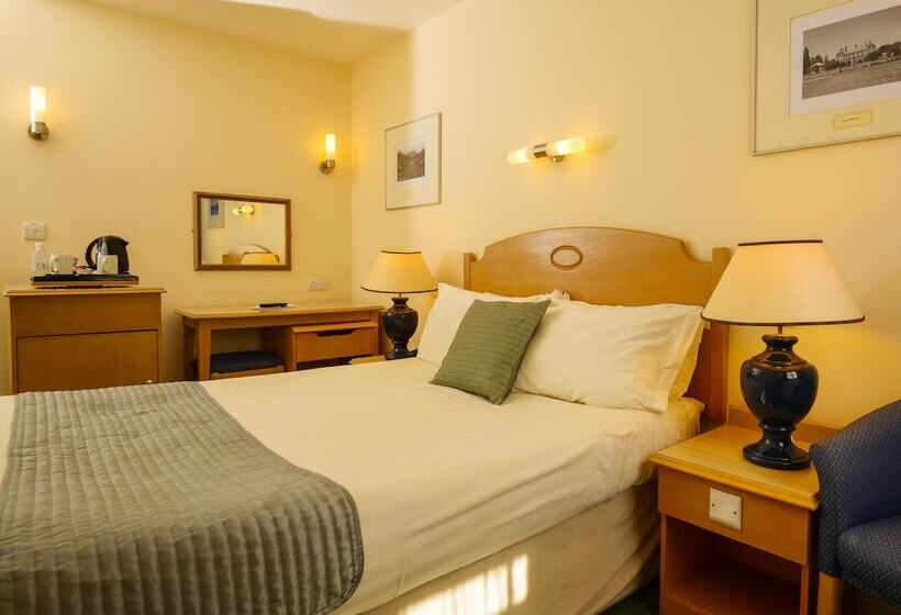 스탠다드 내측 룸, Lynford Hall Hotel
