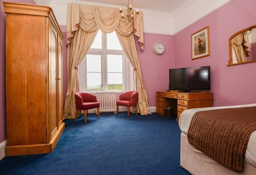 Номер Стандарт, Lynford Hall Hotel