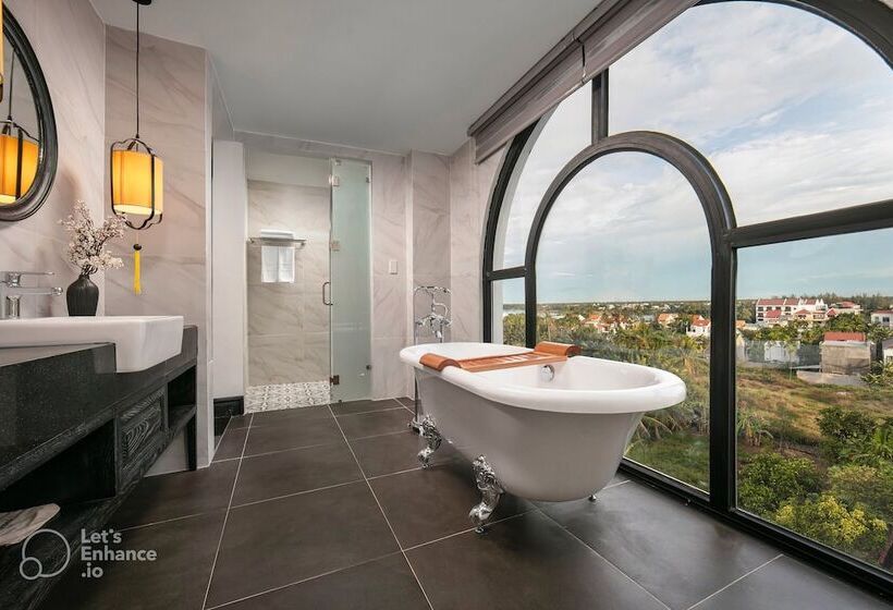 اتاق اجرایی, Shining Riverside Hoi An Boutique & Spa