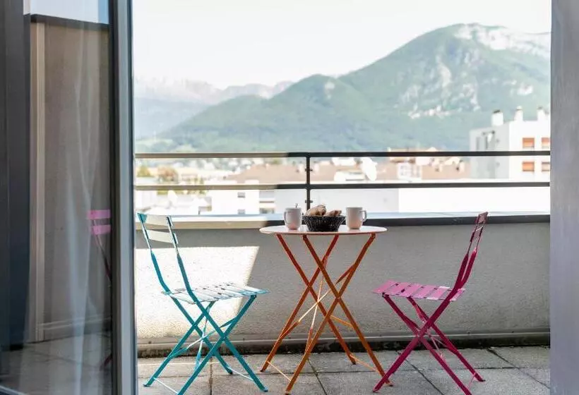 استودیو استاندارد با بالکن, Aparthotel Adagio Annecy Centre