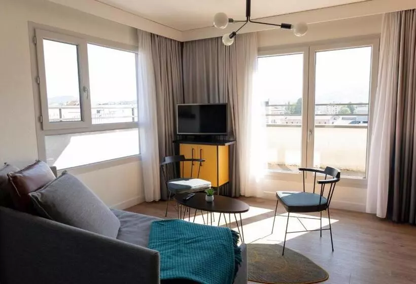 استودیو استاندارد با بالکن, Aparthotel Adagio Annecy Centre