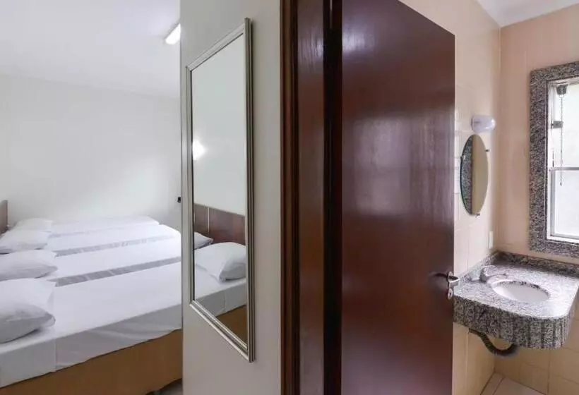 اتاق استاندارد چهار تخته, Araucaria Hotel Business   Maringá