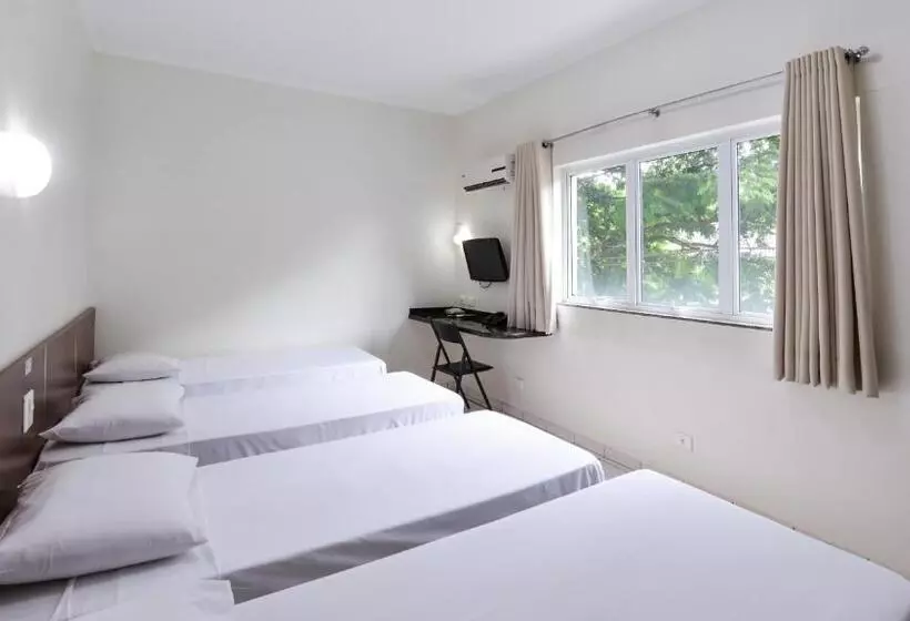 اتاق استاندارد چهار تخته, Araucaria Hotel Business   Maringá