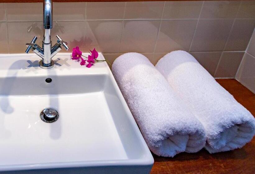 Апартаменты 1 Спальня, Bitacora