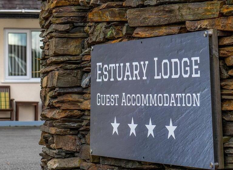 适合残疾人士使用的带超级大床的标准间, Estuary Lodge Motel B&b