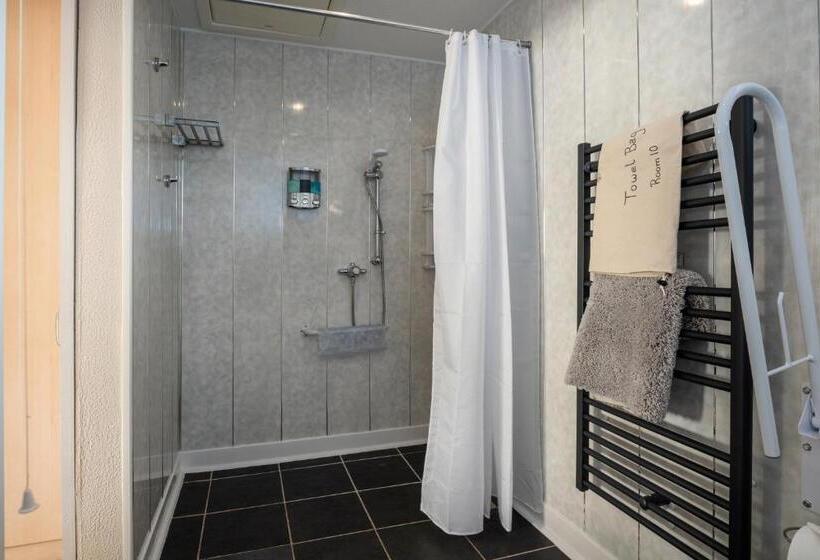 适合残疾人士使用的带超级大床的标准间, Estuary Lodge Motel B&b