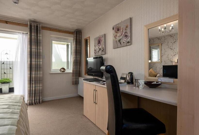 适合残疾人士使用的带超级大床的标准间, Estuary Lodge Motel B&b