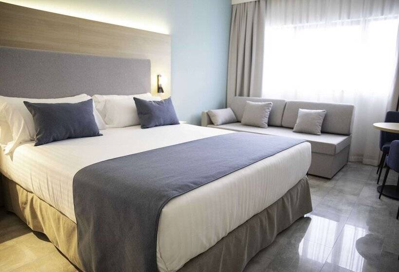 غرفة قياسية ثلاثية, Occidental Murcia Agalia