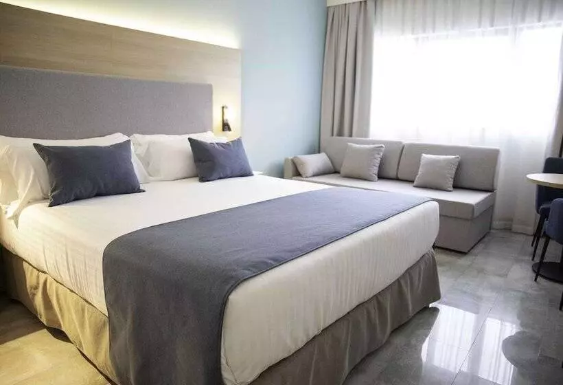 اتاق استاندارد سه نفره, Occidental Murcia Agalia