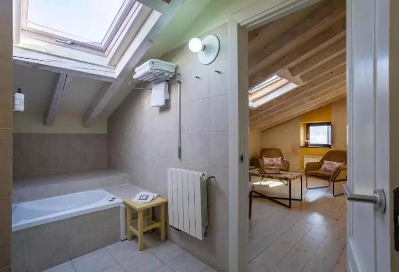 اتاق لوکس, Casona Las Cinco Calderas