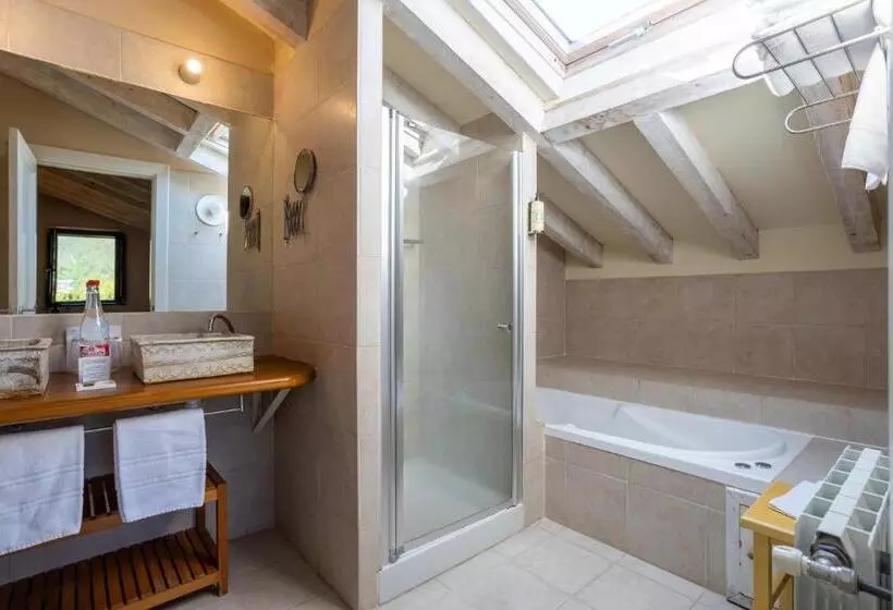 اتاق لوکس, Casona Las Cinco Calderas