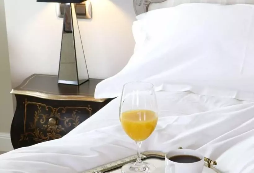 Classic Room, Castillo Del Bosque La Zoreda
