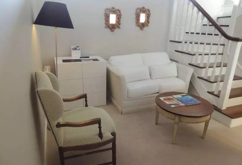 Duplex Room, Castillo Del Bosque La Zoreda