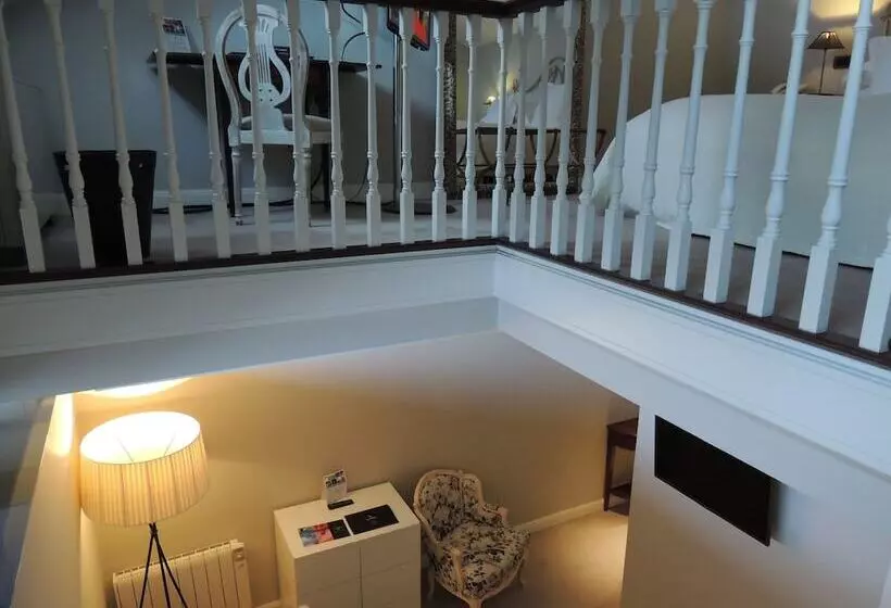 Duplex Room, Castillo Del Bosque La Zoreda