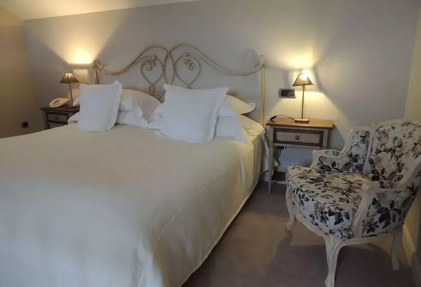 Duplex Room, Castillo Del Bosque La Zoreda