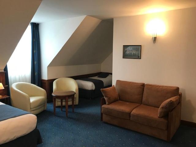 ファミリールーム, Coq