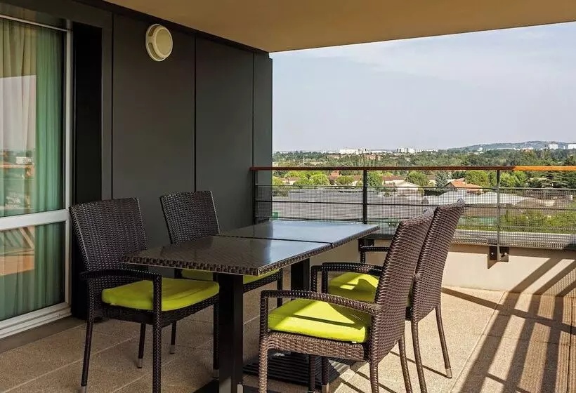 Sviitti Parveke, Courtyard By Marriott Toulouse Airport