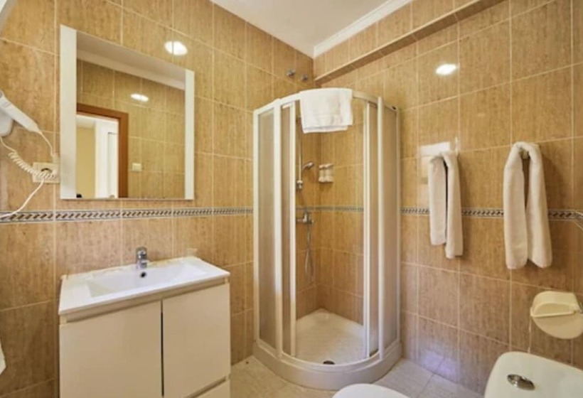 חדר סטנדרט עם מרפסת, Cupidor