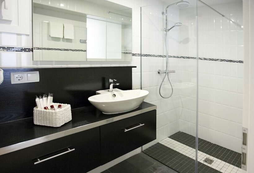 סוויטה דלוקס, Cupidor