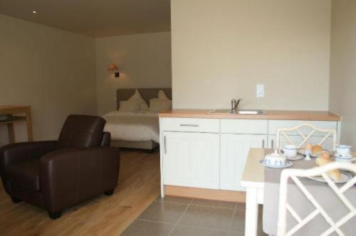 חדר סטנדרט לשלושה, De Groote Waere