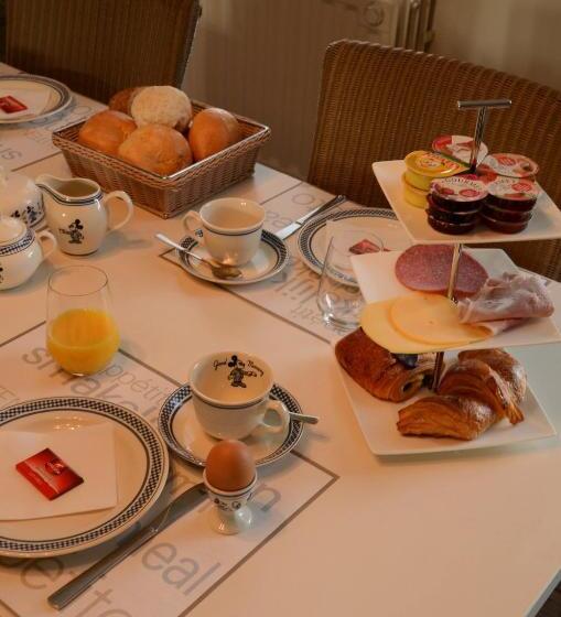 חדר סטנדרט, De Groote Waere