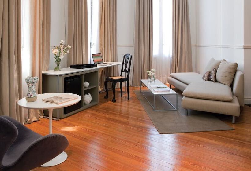 מיטת קינג בסוויטה, Esplendor By Wyndham Savoy Rosario