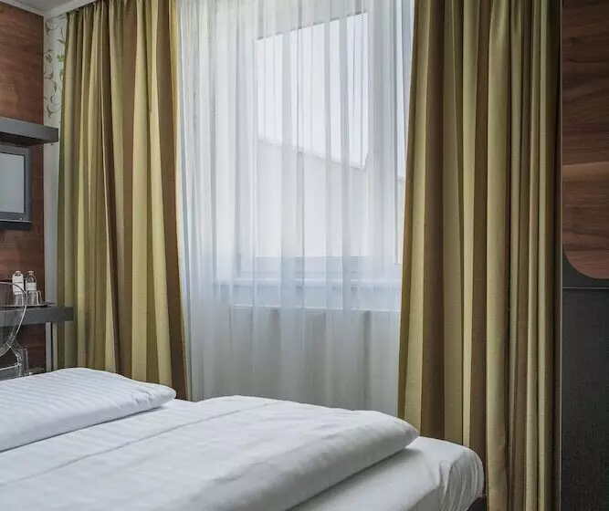 スーペリアールーム, H+ Hotel Ried