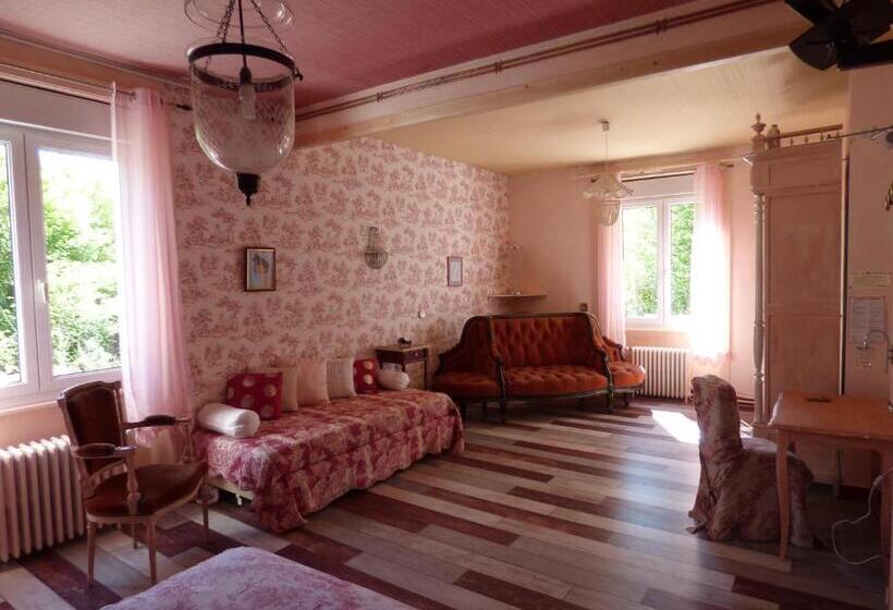 Семейный Номер, Hôtel Restaurant Le Beau Site