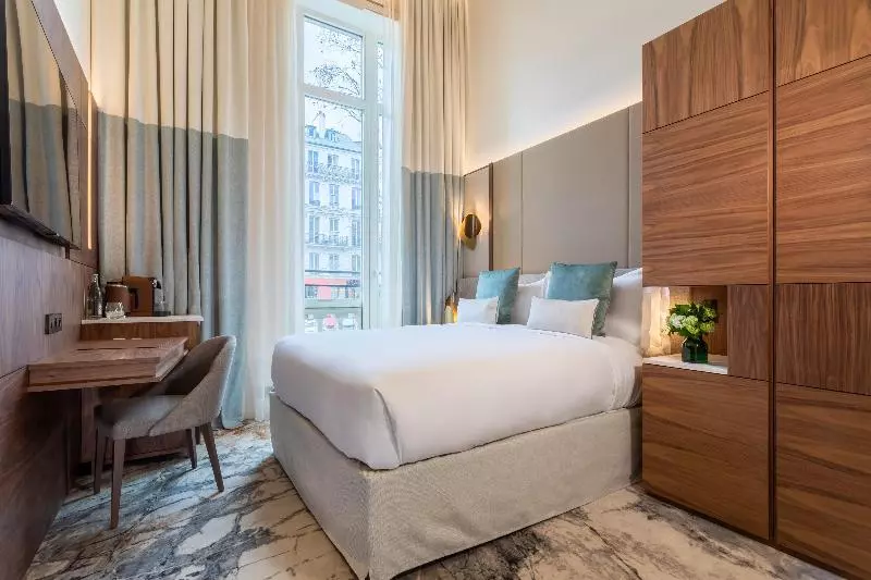 クラシックルーム, Intercontinental Paris Champs Elysées Etoile, An Ihg