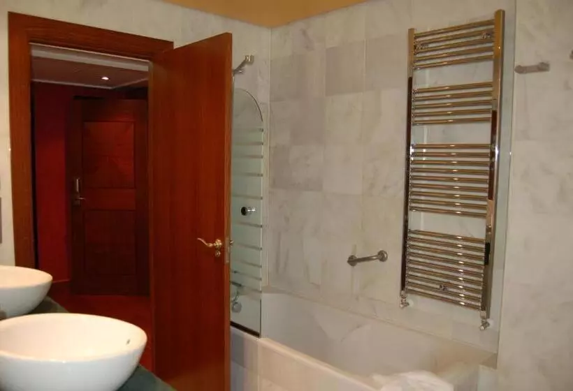 اتاق استاندارد یک نفره, La Casona De Lupa