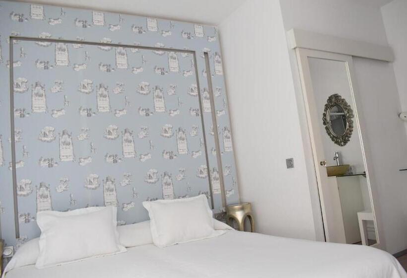 חדר סופריור, La Princesa Y El Guisante