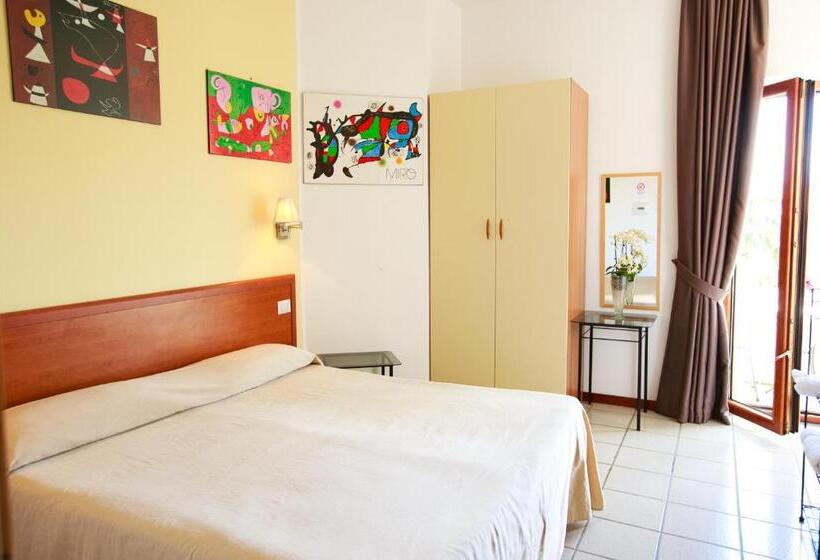 标准间, Nido Verde