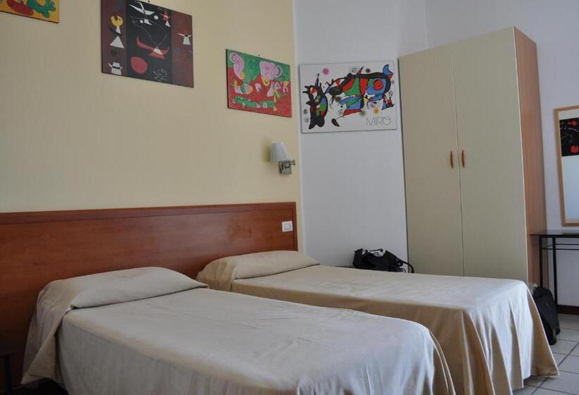 标准间, Nido Verde