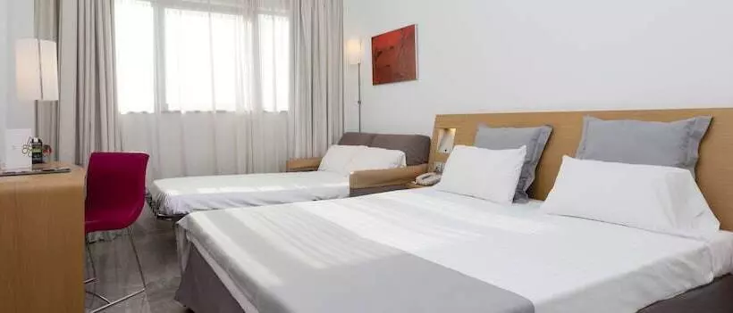 اتاق استاندارد سه نفره, Occidental Murcia Agalia