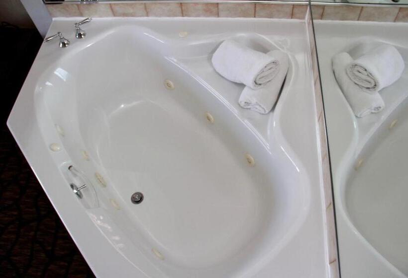 חדר סטנדרט עם ג'קוזי, Victoria Motor Inn