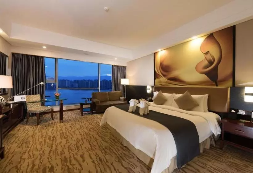 キングサイズベッドのデラックスルーム, Kb Hotel Qingyuan