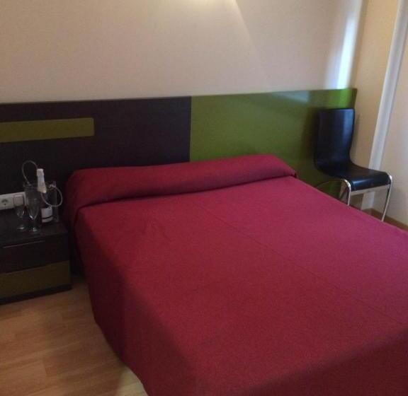 スタンダードルーム, Llagotel