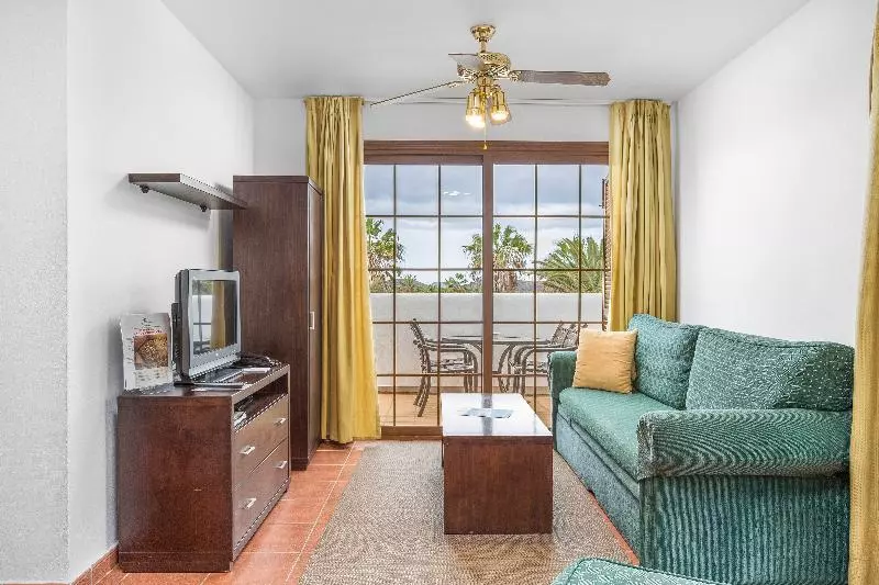 استودیوی استاندارد, Royal Tenerife Country Club