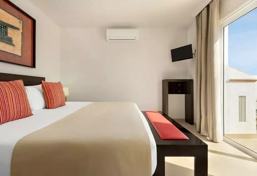 ویلای 3 خوابه, Wyndham Residences Golf Del Sur