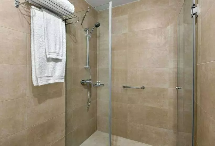 ویلای 3 خوابه, Wyndham Residences Golf Del Sur