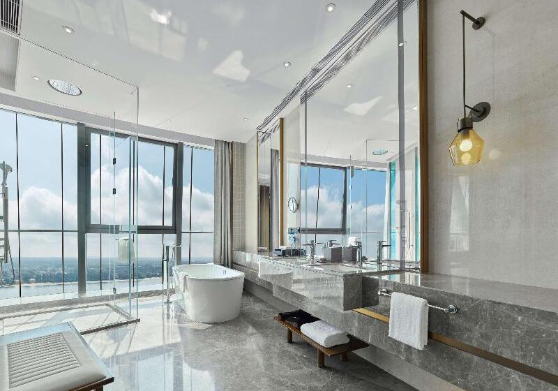 חדר פרמיום נוף לים, Hilton Hainan Ocean Flower Island