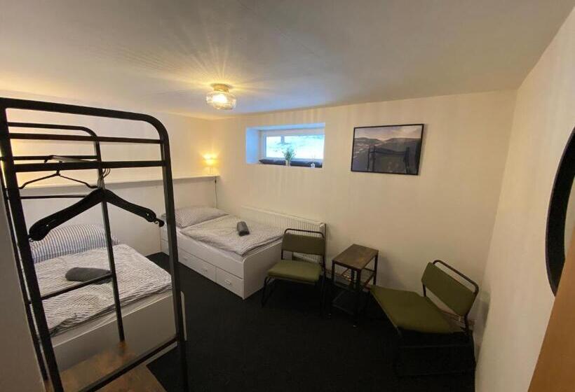 이코노미 룸, Horský Penzion A Bistro čepice