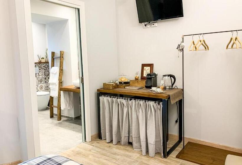 חדר סטנדרט, מיטת קינג, מותאם לאדם עם מוגבלויות, Locanda Vecchio Cipresso