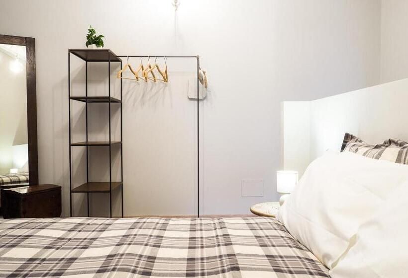 חדר סטנדרט לארבעה, Locanda Vecchio Cipresso