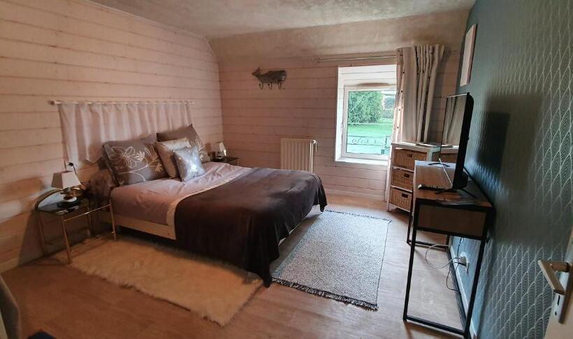 Семейный Номер, Chambres D Hotes Avec Piscine Aux Agapanthes De Cromel   Mont Saint Michel