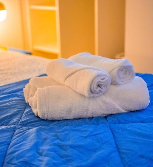 シングルデラックスルーム, Naval Guest House & Bistro