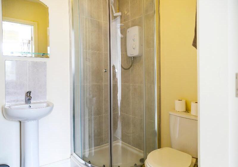 スタンダードルーム, OYO Castle Hotel, Accrington